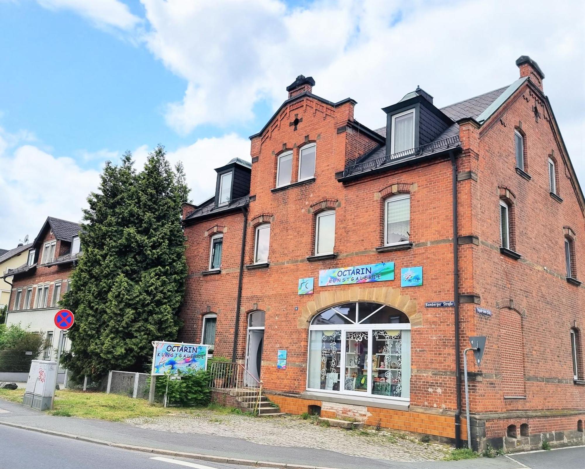 Apartment Bayreuth, Grosse Ferienwohnung Im Haus Mit Kunst, 3 Schlafzimmer, Kueche, Parkplatz ภายนอก รูปภาพ