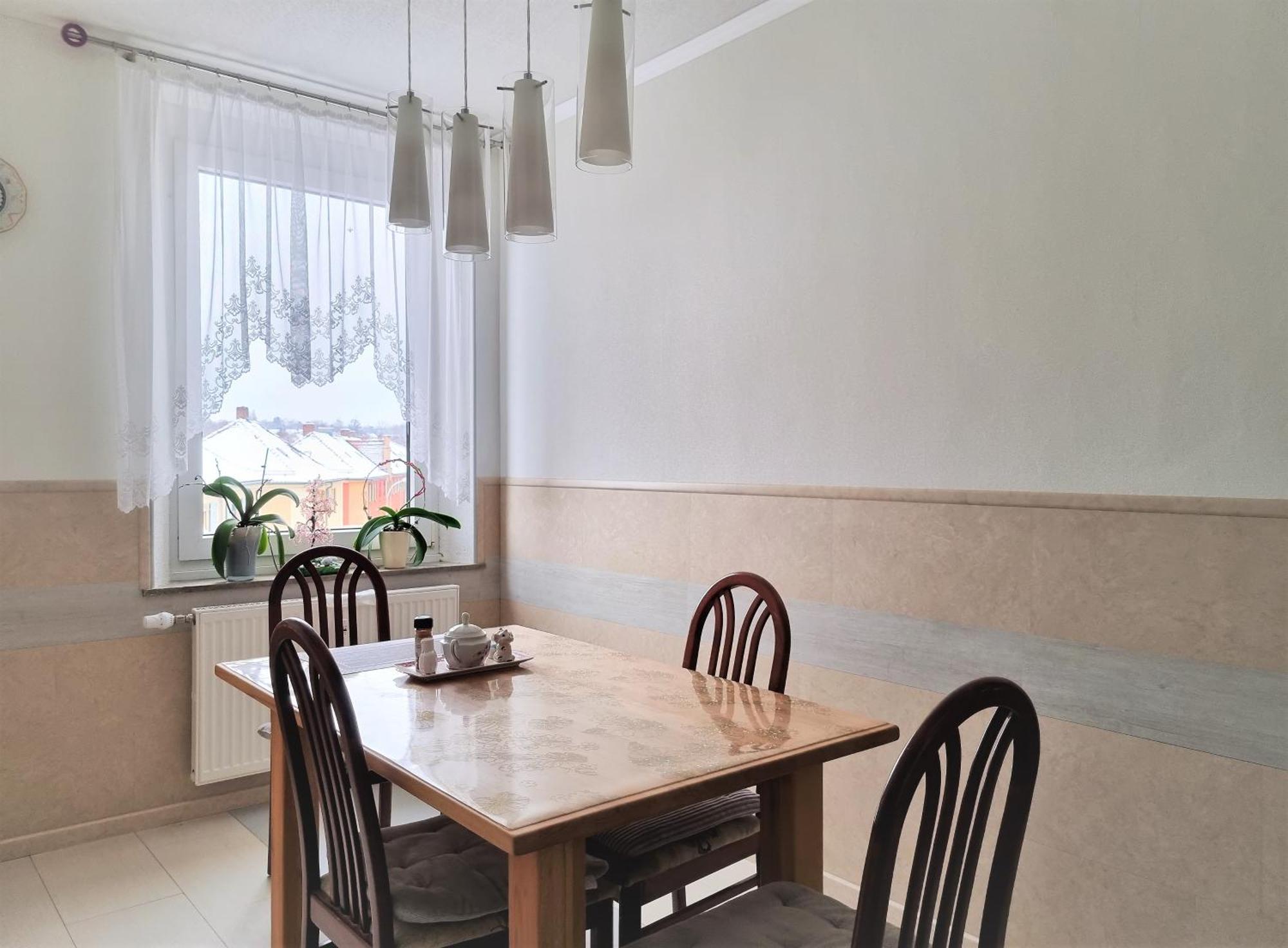 Apartment Bayreuth, Grosse Ferienwohnung Im Haus Mit Kunst, 3 Schlafzimmer, Kueche, Parkplatz ภายนอก รูปภาพ